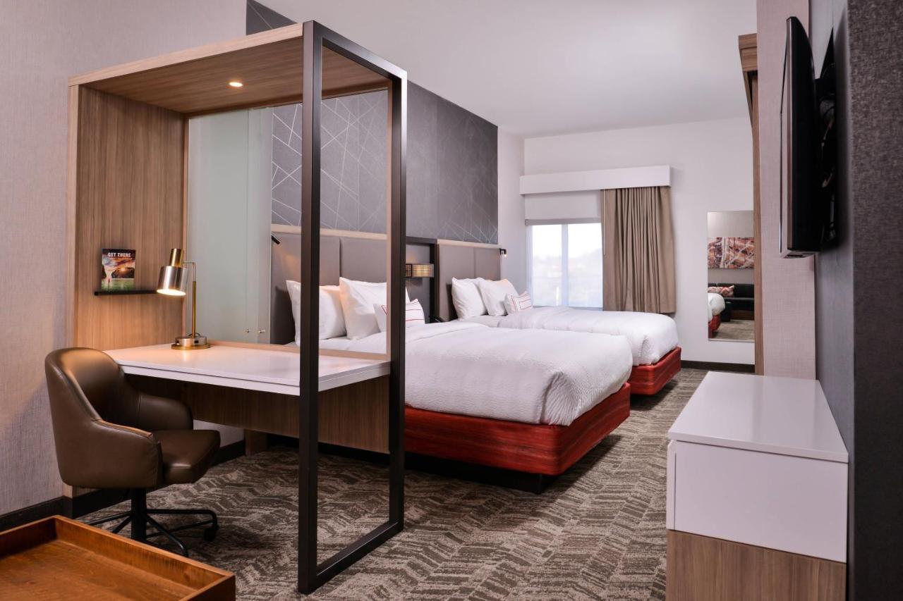 Springhill Suites By Marriott Greensboro Airport Buitenkant foto