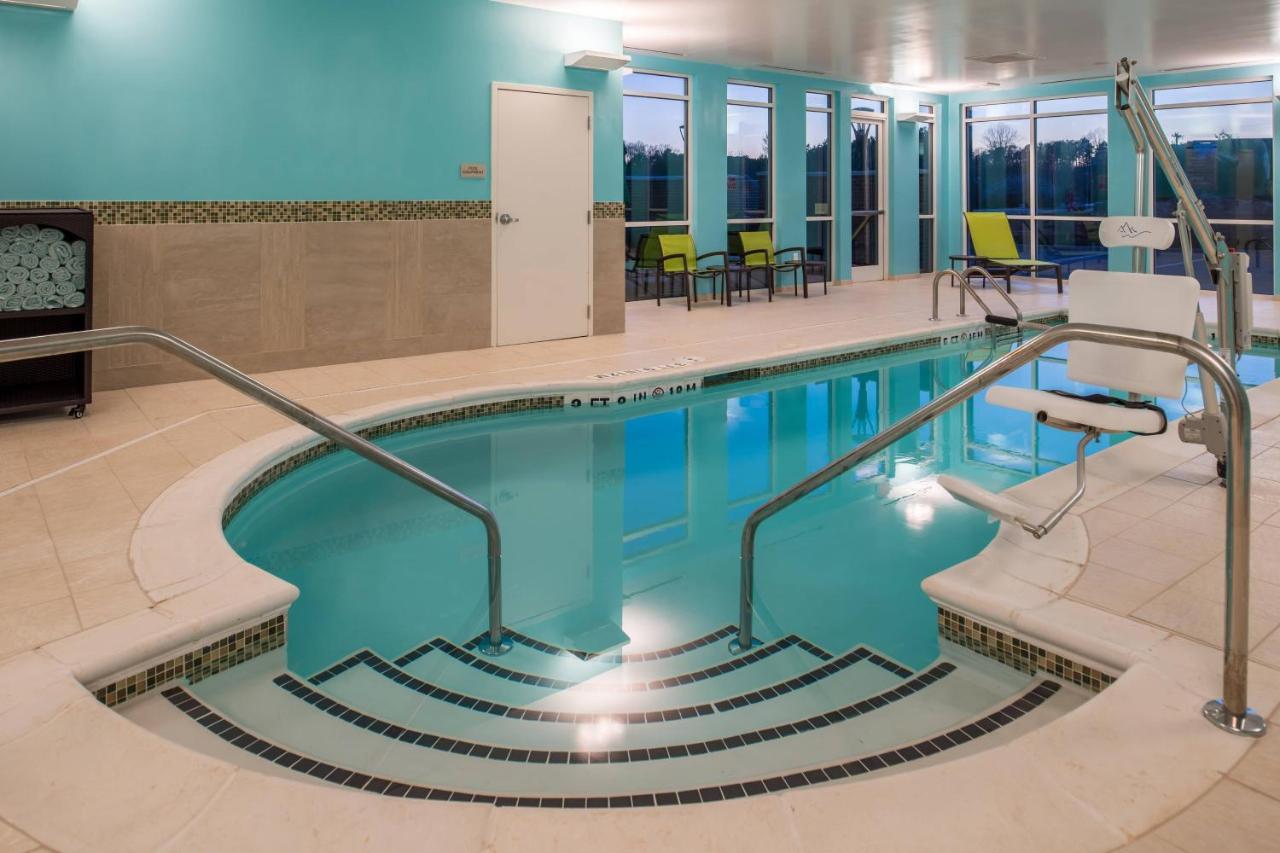 Springhill Suites By Marriott Greensboro Airport Buitenkant foto