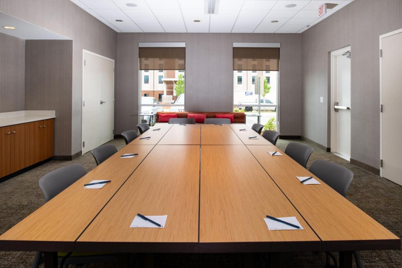 Springhill Suites By Marriott Greensboro Airport Buitenkant foto